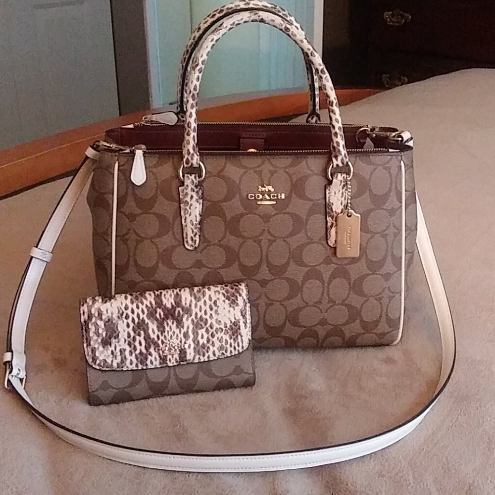 Coach purse and wallet set 11.5×8